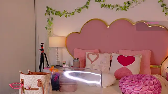 Snapshot of EmmaCrush chatting on 01.07.26 EmmaCrush online show from 01.07.26