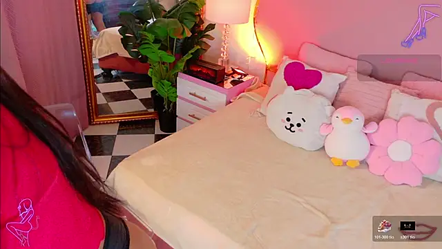 Snapshot of EmmaCrush chatting on 01.10.26 EmmaCrush online show from 01.10.26