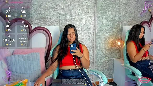 EmmaCrush online show from 04.10.26