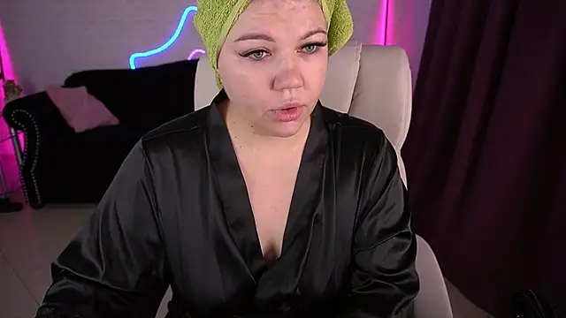 GabbieJay online show from 11.24.25