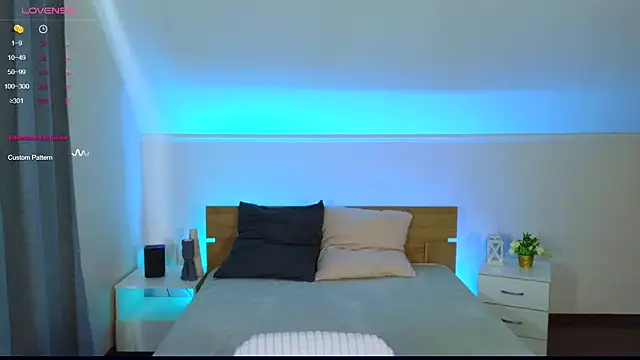 Hayle Hill online show from 03.23.25