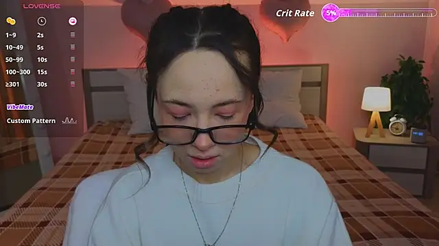 Hayle Hill online show from 02.12.26