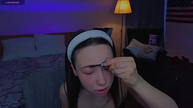 Hayle Hill online show from 03.15.26