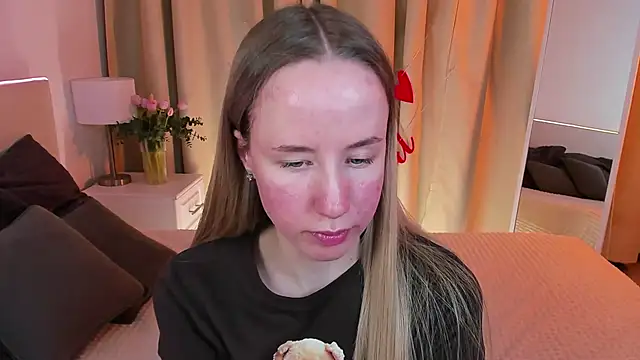 Cassie Kelman online show from 02.17.25