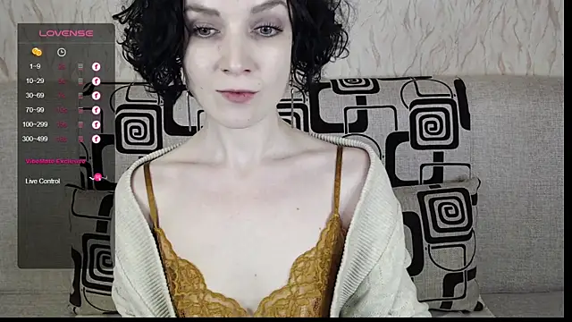 TinaWince online show from 02.12.25