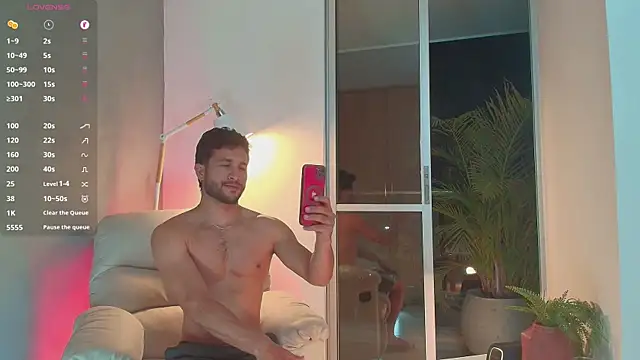 Valentinoford online show from 01.25.25