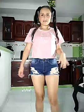 ARTHUR MINI online show from 02.05.25