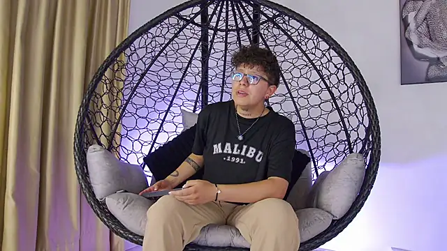 alex noa online show from 05.12.26