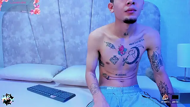 Snapshot of kendalltaylorr chatting on 02.20.25 kendalltaylorr online show from 02.20.25