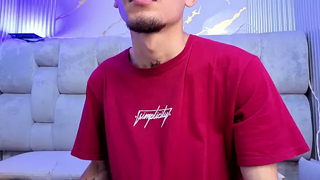 Snapshot of kendalltaylorr chatting on 10.02.25 kendalltaylorr online show from 10.02.25