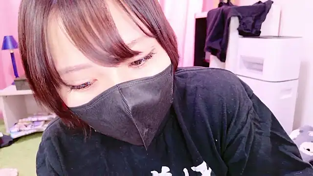 Snapshot of senachinnn chatting on 11.10.25 senachinnn online show from 11.10.25