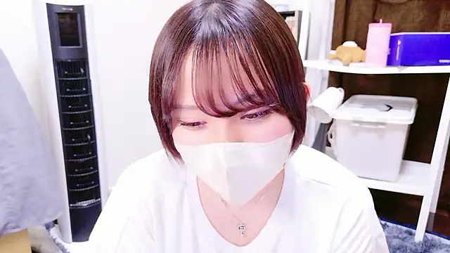 Snapshot of senachinnn chatting on 11.19.25 senachinnn online show from 11.19.25