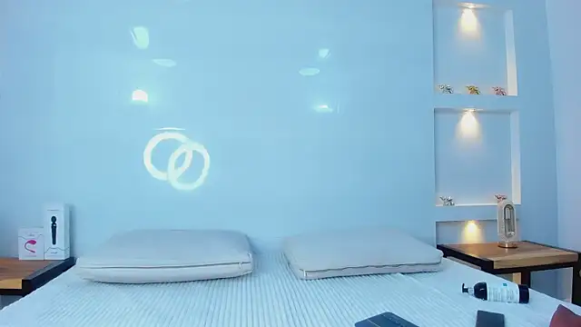 Dalia-Prada online show from 12.04.25