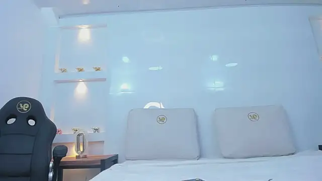 Dalia-Prada online show from 04.18.26