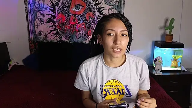 Snapshot of tony_and_sophia chatting on 02.05.26 tony and sophia online show from 02.05.26