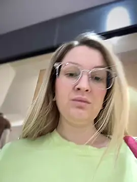 Teya moon  online show from 12.29.24