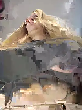 Teya moon  online show from 01.09.25