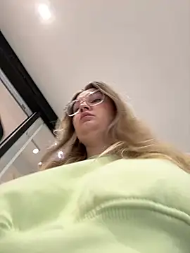 Teya moon  online show from 02.09.26