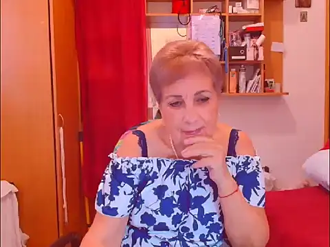 Victoria5643 online show from 10.24.25