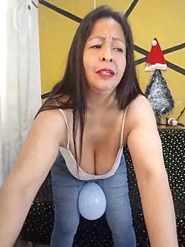 Catalina JH online show from 12.11.24