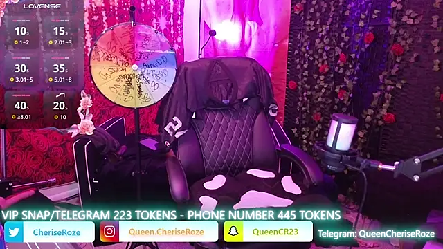 Snapshot of cheriserozequeen chatting on 09.17.25 cheriserozequeen online show from 09.17.25