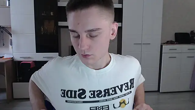 angryzan online show from 01.20.25