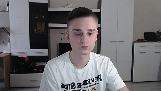 angryzan online show from 01.20.25