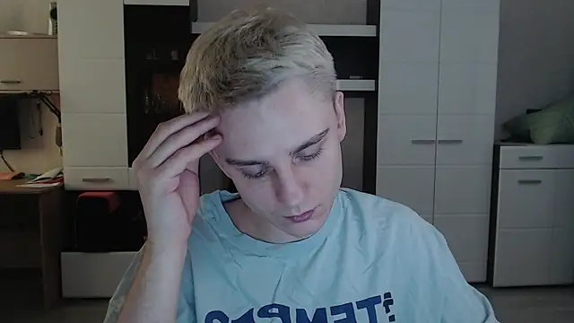 angryzan online show from 02.28.25