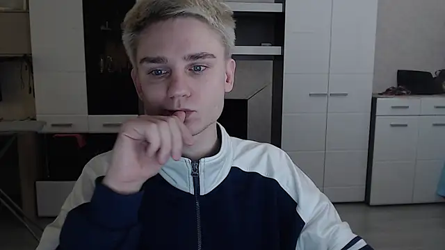 angryzan online show from 03.18.25