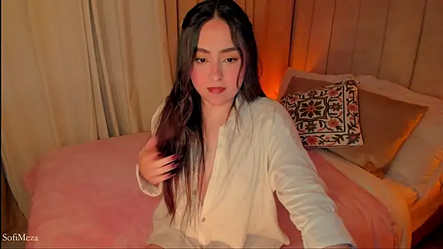 SofiMeza online show from 01.14.25