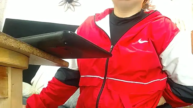 hairy pussywet online show from 12.12.24