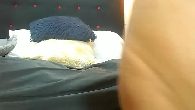 hairy pussywet online show from 12.15.24