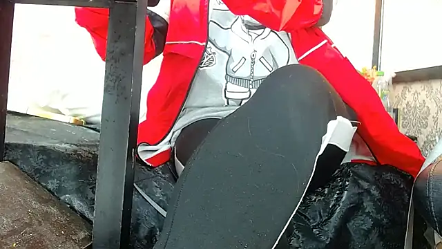 hairy pussywet online show from 02.06.25