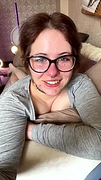 lily noris online show from 08.04.26