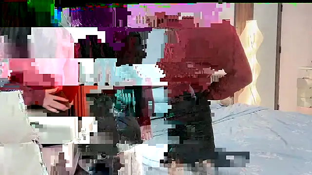 Snapshot of _Ely_ chatting on 10.27.25 Ely online show from 10.27.25