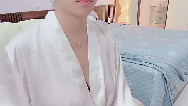 Snapshot of _Ely_ chatting on 11.17.25 Ely online show from 11.17.25