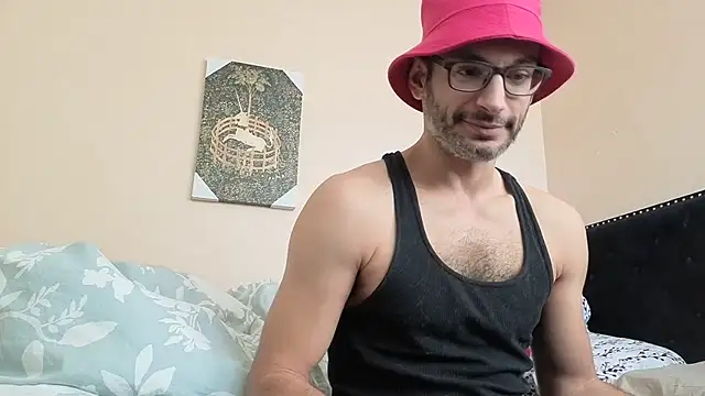 Snapshot of hailzeffn chatting on 11.10.25 hailzeffn online show from 11.10.25