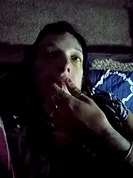 Snapshot of whitetrashdirtyslut chatting on 11.13.25 whitetrashdirtyslut online show from 11.13.25