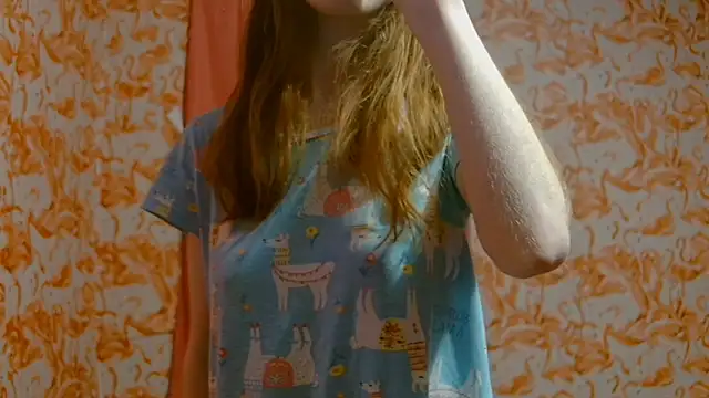 Snapshot of strawberrysmoothie chatting on 12.07.24 strawberrysmoothie online show from 12.07.24