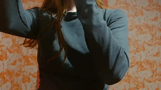 Snapshot of strawberrysmoothie chatting on 01.15.25 strawberrysmoothie online show from 01.15.25