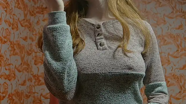 Snapshot of strawberrysmoothie chatting on 02.24.25 strawberrysmoothie online show from 02.24.25