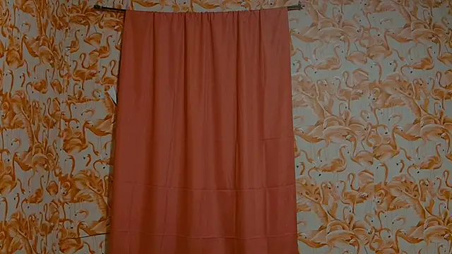 Snapshot of strawberrysmoothie chatting on 02.28.25 strawberrysmoothie online show from 02.28.25