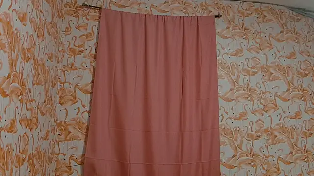 Snapshot of strawberrysmoothie chatting on 10.03.25 strawberrysmoothie online show from 10.03.25