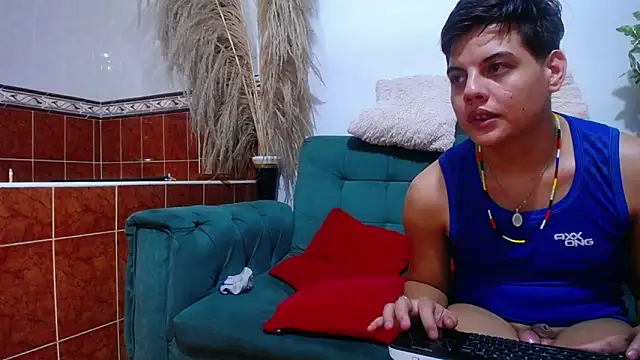 Leon hot X online show from 02.05.25