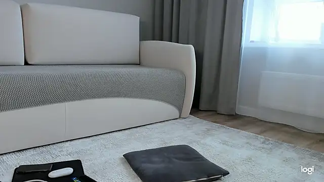 AmelinaLove online show from 04.12.26