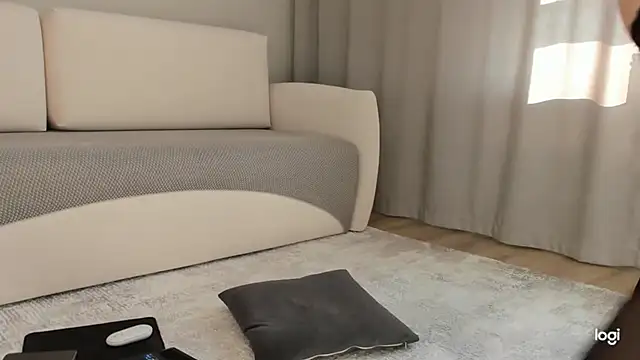 AmelinaLove online show from 05.15.26