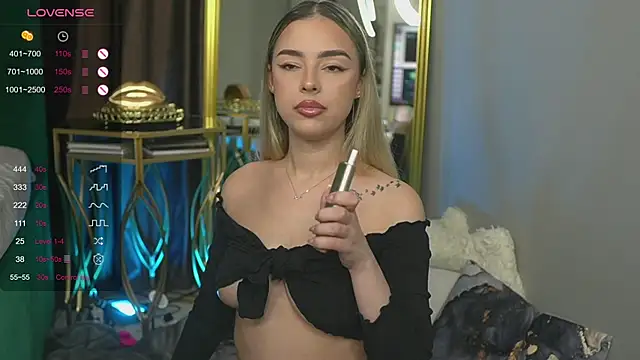 ScarletColes online show from 01.23.25