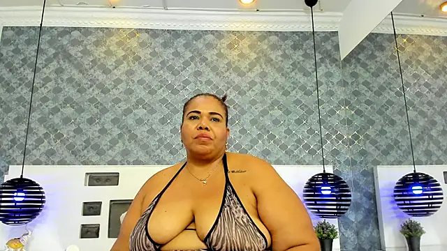 Snapshot of AshleyGrahams chatting on 01.21.25 AshleyGrahams online show from 01.21.25