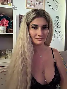 EvelynFrances online show from 07.10.26