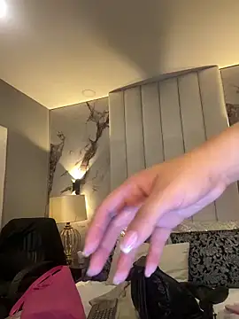 GabriellaFerrer online show from 02.26.25